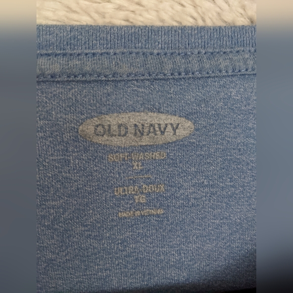 Old Navy Men's XL Soft Washed Crewneck T-Shirt, Blue with Anchor Pattern - Picture 2 of 4